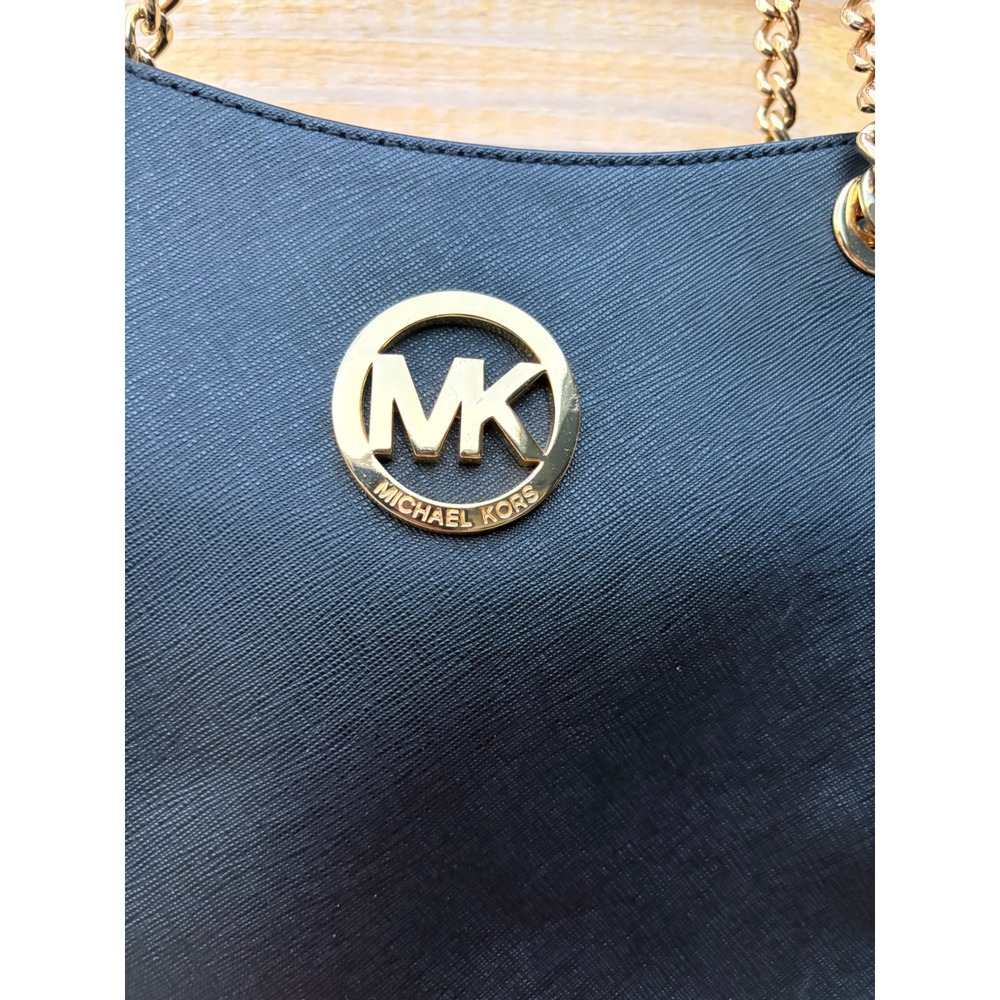 Michael Kors Jet Set East West Chain Tote Black Saffiano Leather Gold Hardware - Picture 2 of 9